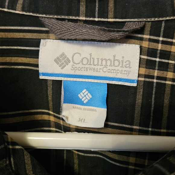 Columbia Mens XL long sleeve button-down shirt - Picture 4 of 5